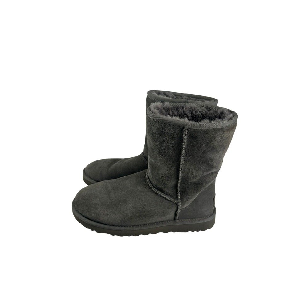 UGG Classic Short Boots Women Size 8 Charcoal Grey Excellent Suede Sheepskin